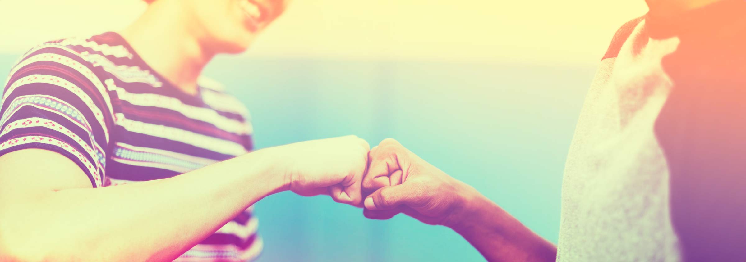 affiliates-fistbump
